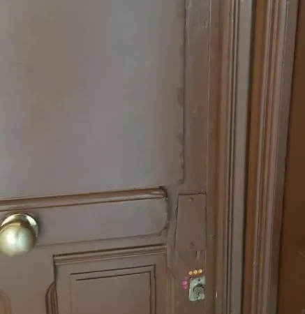 Studette En Plein Coeur Du Vieux *