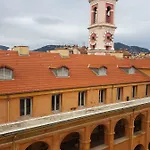 Studette En Plein Coeur Du Vieux * Nizza