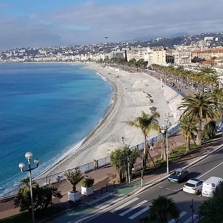 Appartement Studette En Plein Coeur Du Vieux