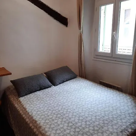 Appartement Studette En Plein Coeur Du Vieux *