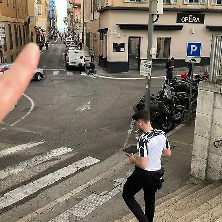 Studette En Plein Coeur Du Vieux アパート *