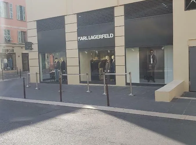 Studette En Plein Coeur Du Vieux Apartamento *