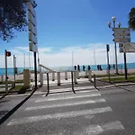 Studette En Plein Coeur Du Vieux 아파트 니스