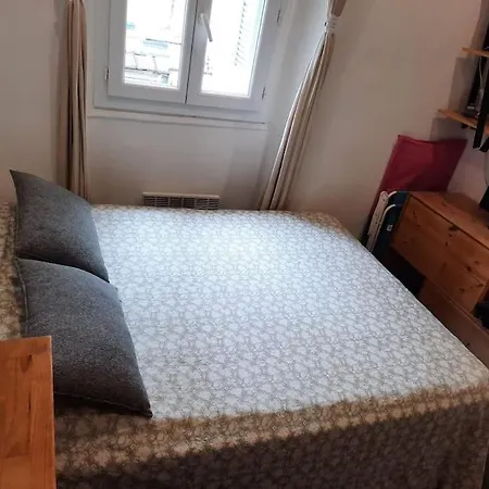 Studette En Plein Coeur Du Vieux Apartmán *